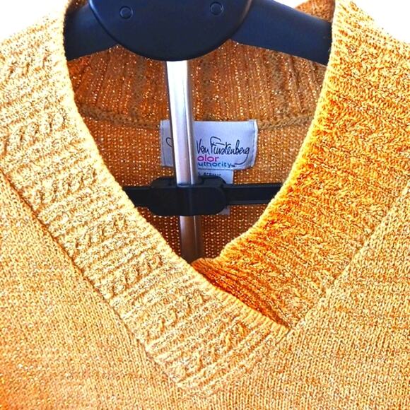 Diane Von Furstenberg DVF Gold Sweater SPARKLES Metallic Long Sleeves Oversized - Picture 8 of 16